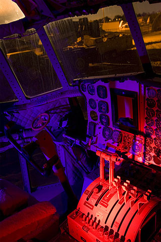 Cockpit iPod Touch Wallpaper